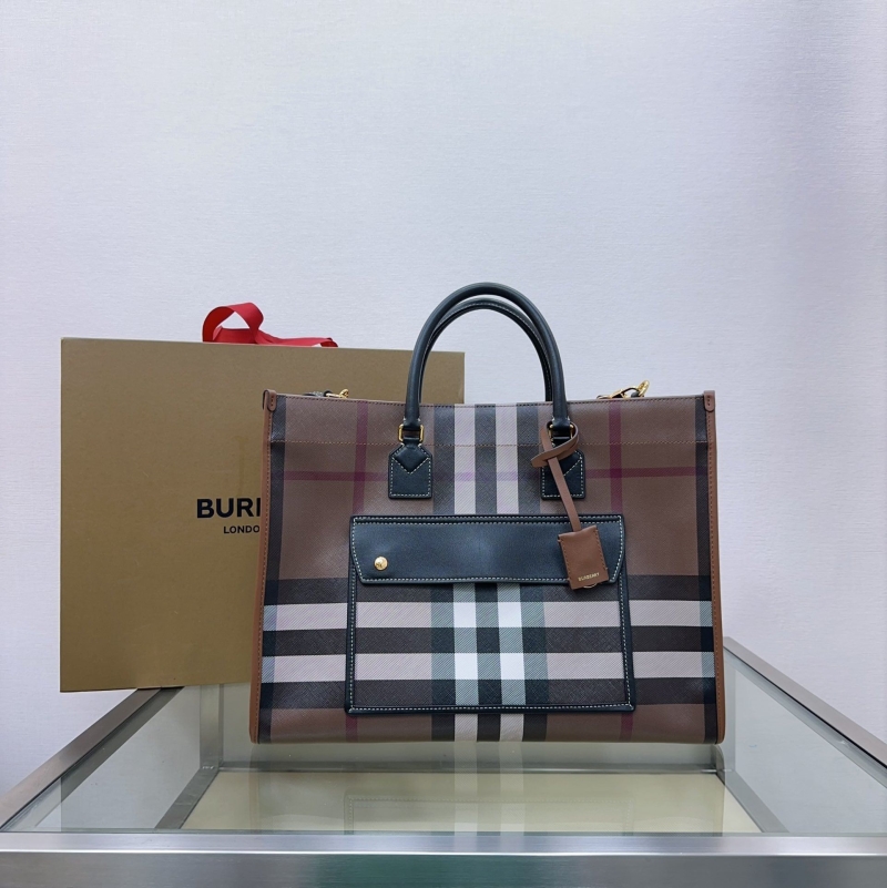 B**rry shopping bags